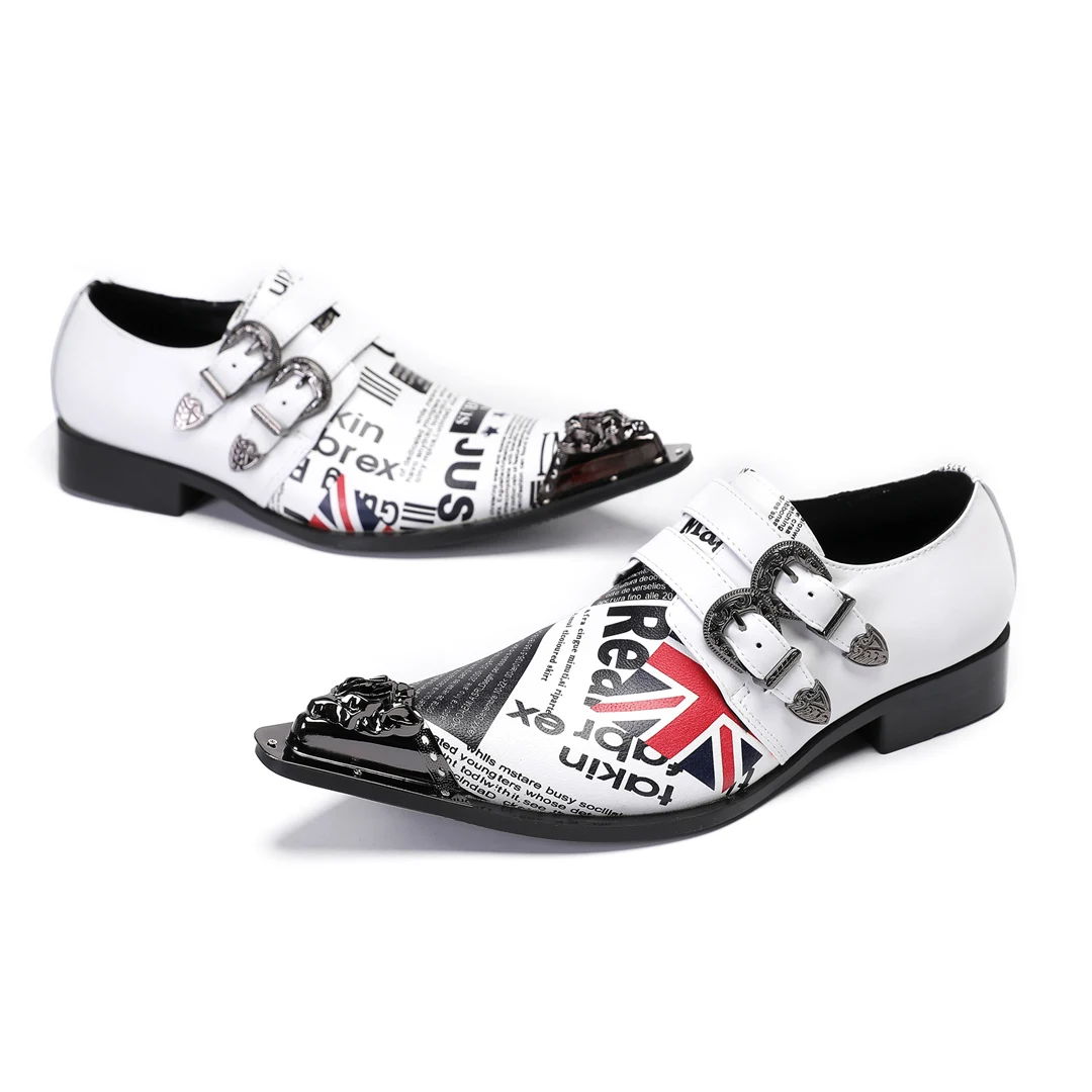 أحذية رجالية ذات قصة منخفضة، أحذية جلدية مدببة عصرية، أحذية بمقدمة معدنية، إبزيم عصري مع علم بريطاني أبيض