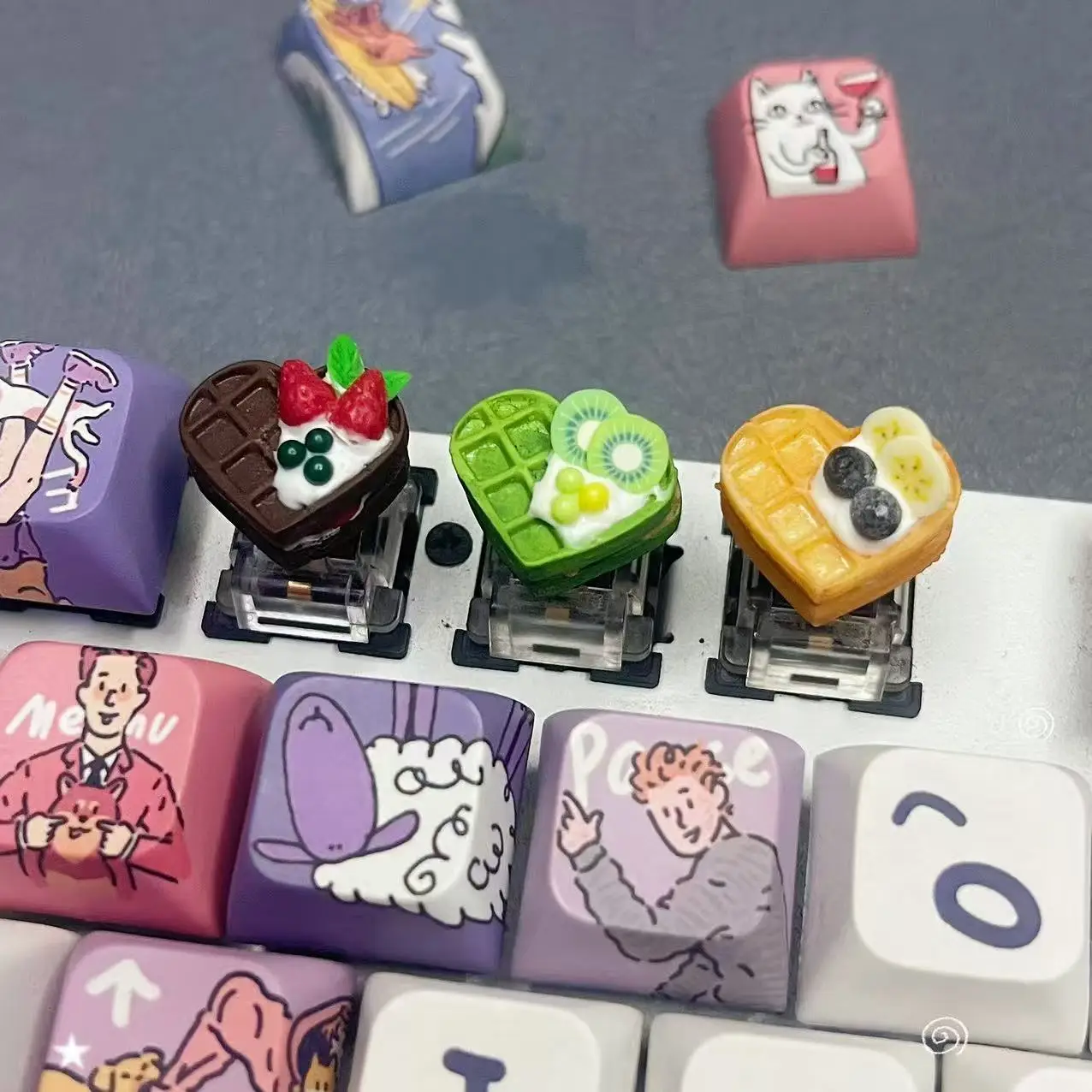 DIY Universal Creative Mini Heart shaped Biscuit Keycaps Couple Gift Cross Axis Switch Game Mechanical Keyboard Dessert Keycaps