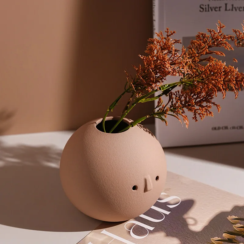 Ceramic Decorative Vase Modern Aesthetic Mini Luxury Flower Vase Art Elegant Flowerpot Interior Home Table Ornaments Decoration