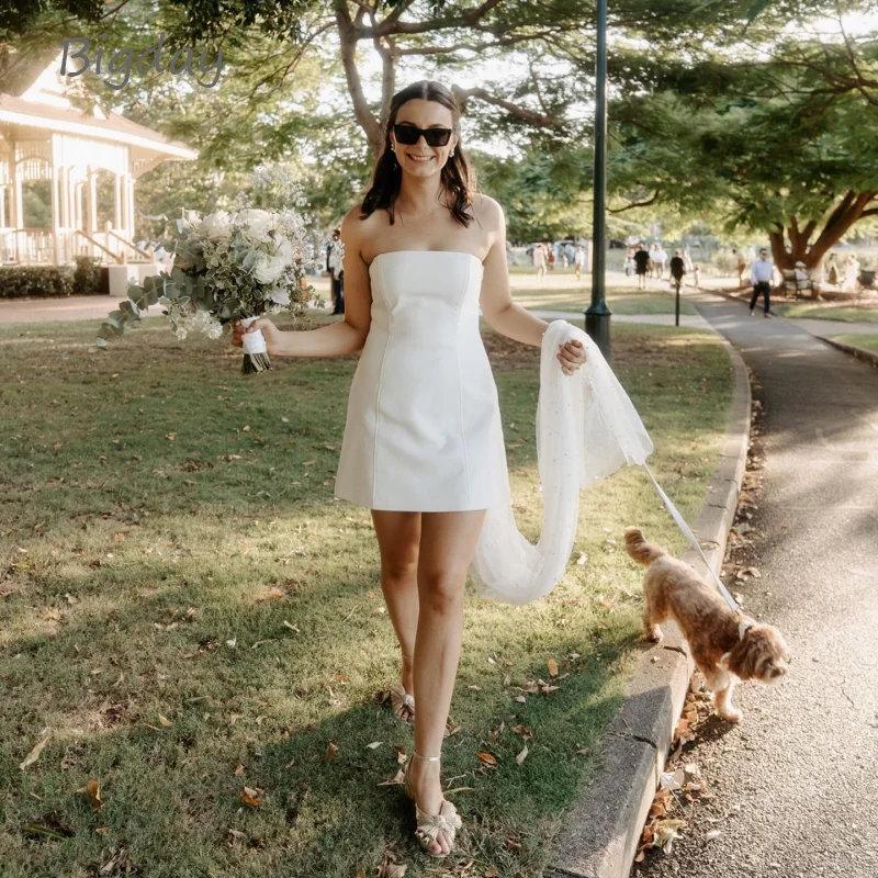 Robe de mariée courte élégante pour femme, dos ouvert, satin, simple, sans bretelles, robe de patients au-dessus du genou, personnalisée