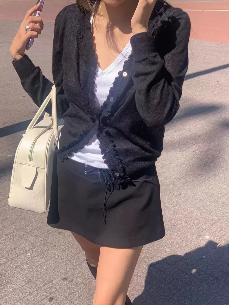 

Gentle Sle Women's Knitted ort Sweater V-Ne Ruffle Slim Fit Cardigan Soft Fabric Daily Wear Pure Color Long Sve