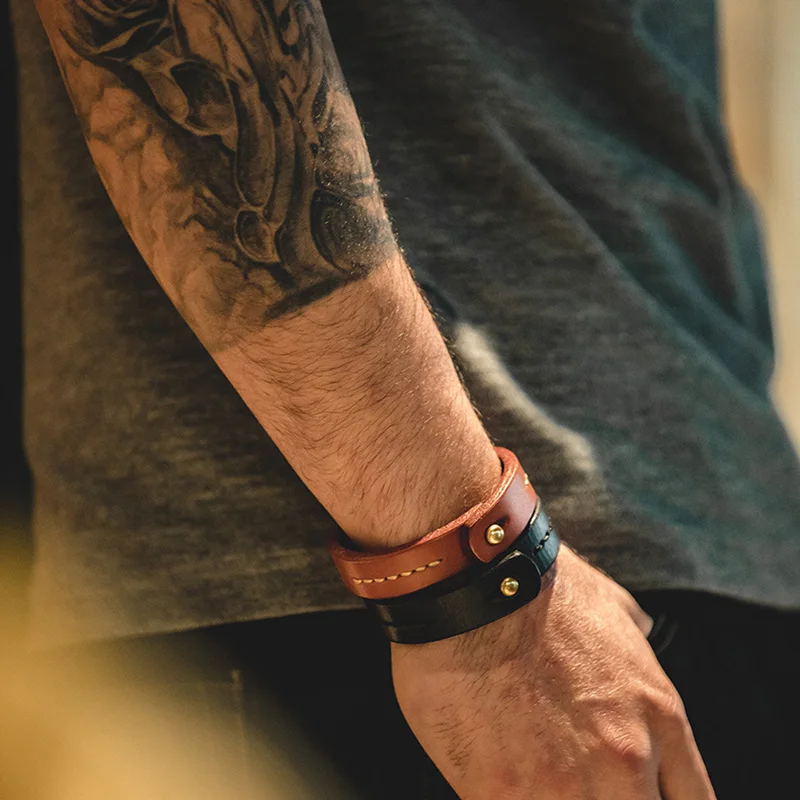 Maden Men Vintage Vegetable Tanned Cowhide Bracelet Brown Letter Leather Bracelets Adjustable Classic Wrap Wristband Accessories