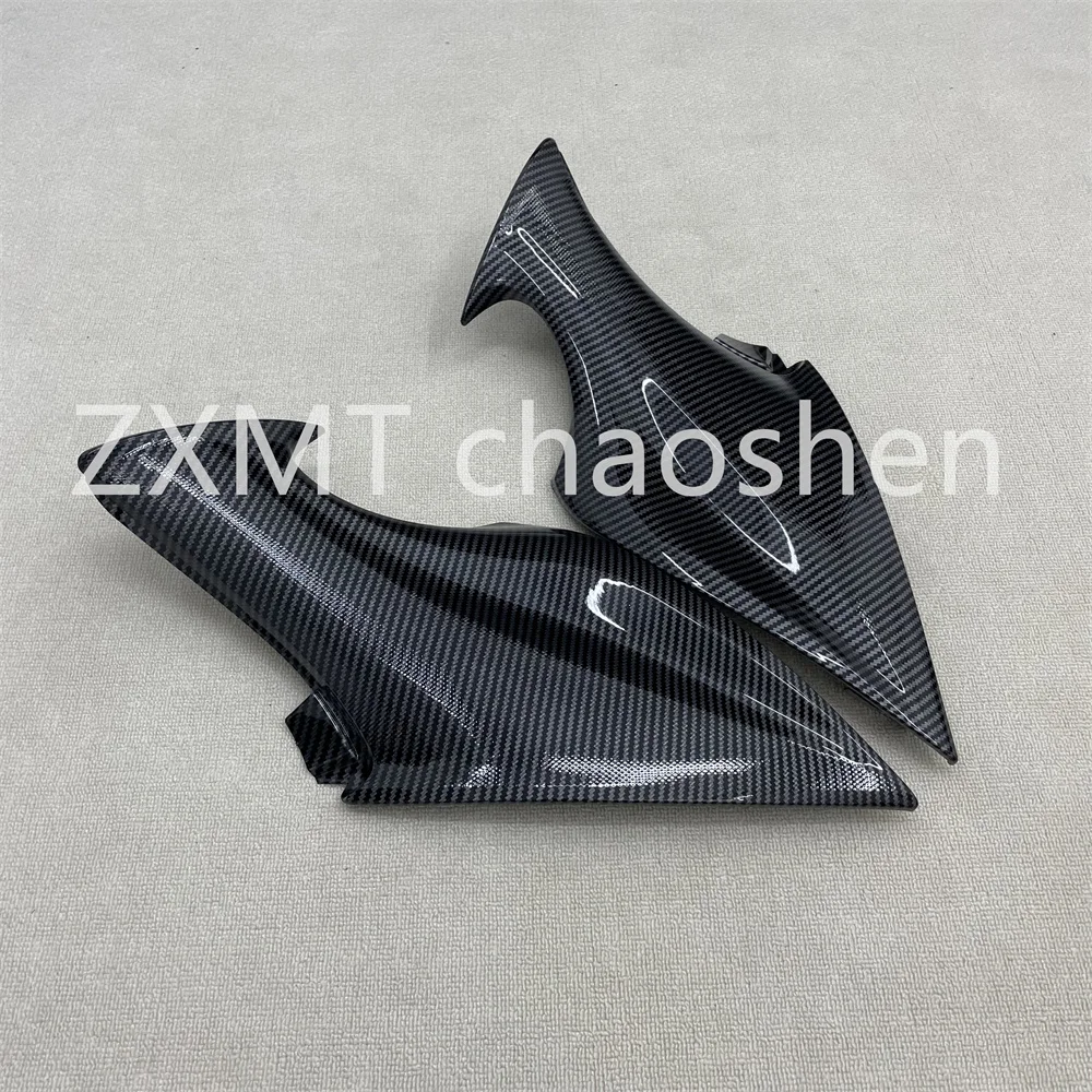 ABS motorcycle fairings are suitable for GSX-S1000F fuel tank side panels with carbon fiber paint from 2015 to 2020.