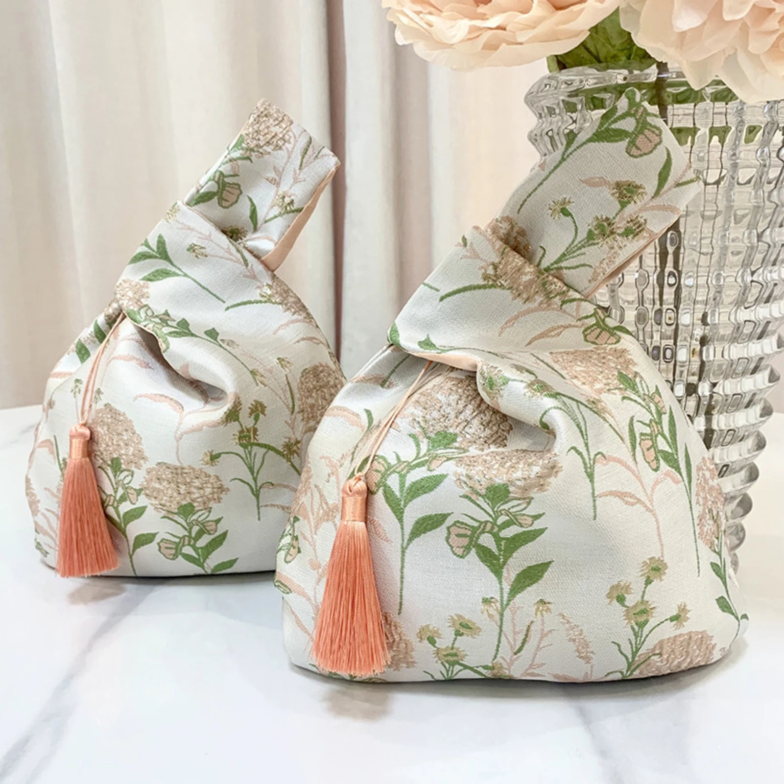 

Jacquard Mini Portable Knot Wrist Bag Women Top Handle Bag Simple Purse Handbags Shopping Bag Phone Key Pouch Wedding Gifts