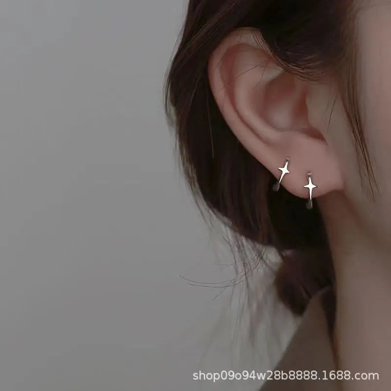 

Sweet and cool design mango star ear buckle earrings wholesale niche design light luxury versatile earrings cross ear