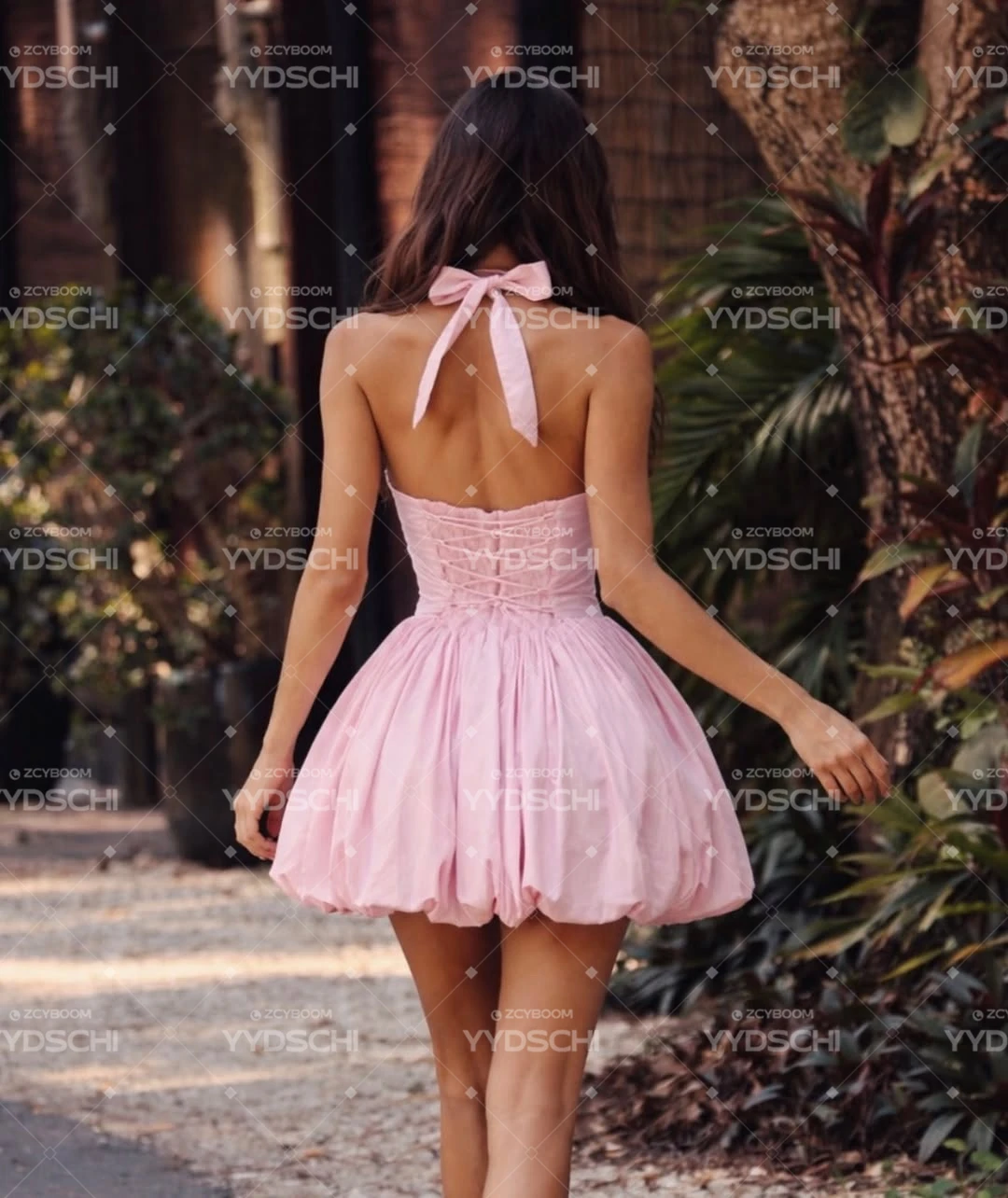 Maßgeschneidertes, pinkes, rückenfreies, zum Binden geeignetes Mini-Cocktailkleid, Neckholder-Korsett, kurzes Ballkleid, ärmelloses Abendkleid für den Sommer – Detail 4