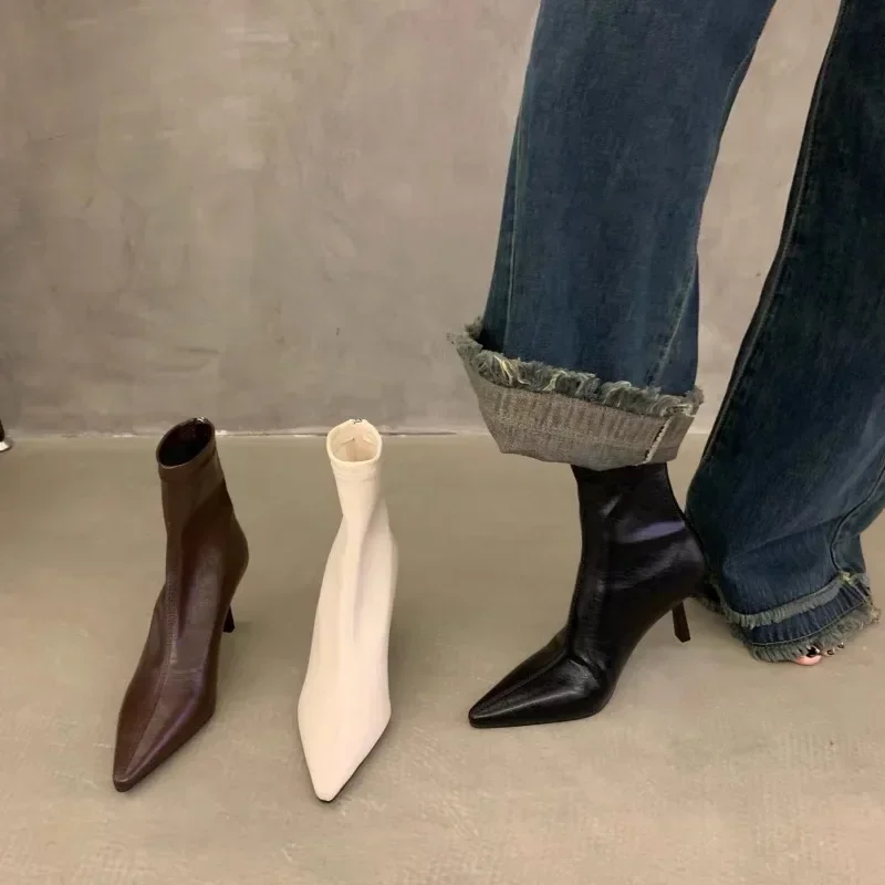 الترفيه حذاء من الجلد النساء أحذية الشتاء أشار تو أحذية امرأة رقيقة عالية الكعب الصلبة المعادن الديكور الجلود الأحذية الحديثة #4