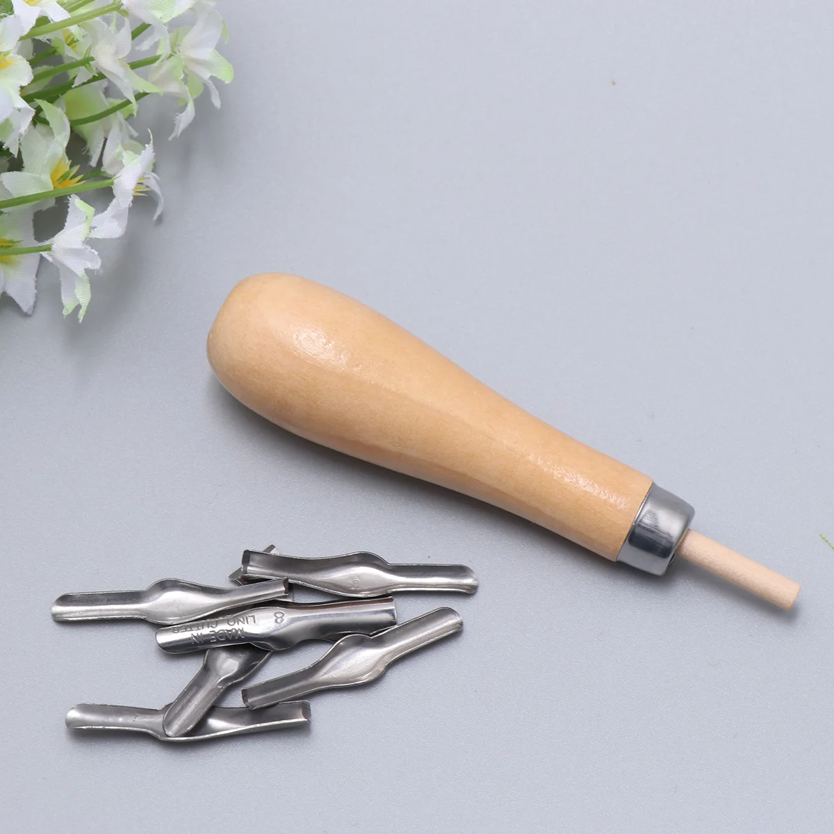 

5 Engraving Tool Set with Wooden Handle Carving Equipment for Projects and Woodworking Enthusiasts