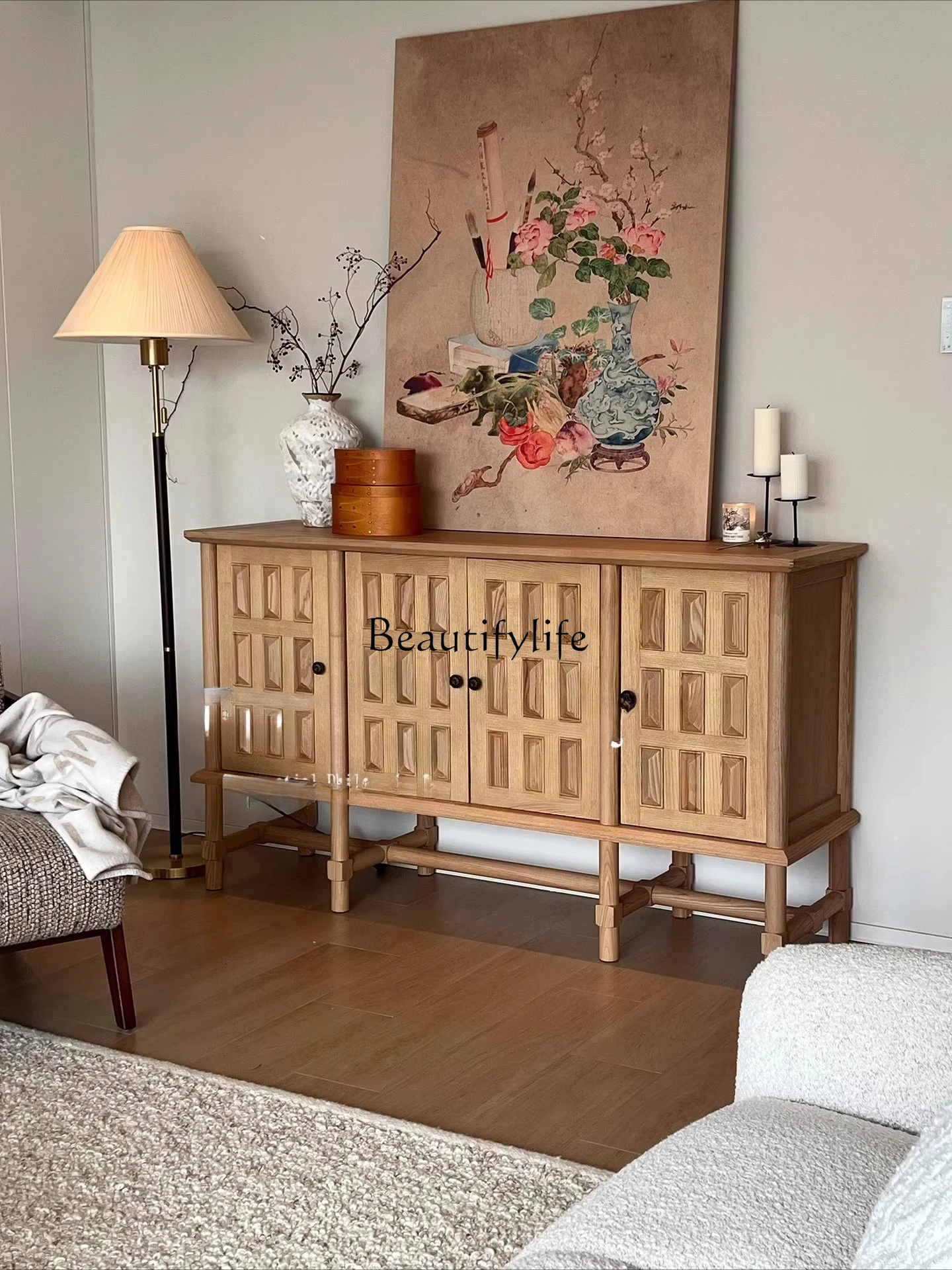 

*French retro entrance cabinet storage medieval cream wind solid wood decorative cabinet
