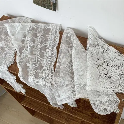 Bufanda triangular bordada Floral de encaje INS para el cabello, pañuelo bohemio, pañuelo dulce, accesorios para el cabello, diadema para fotos de viaje para mujer