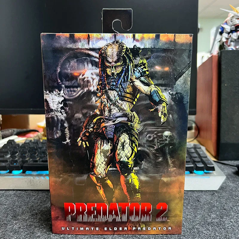 Authentic First Edition Neca The Predator Leader Clan Elder Grey Back Predator 7-inch Action Figure Collection Model