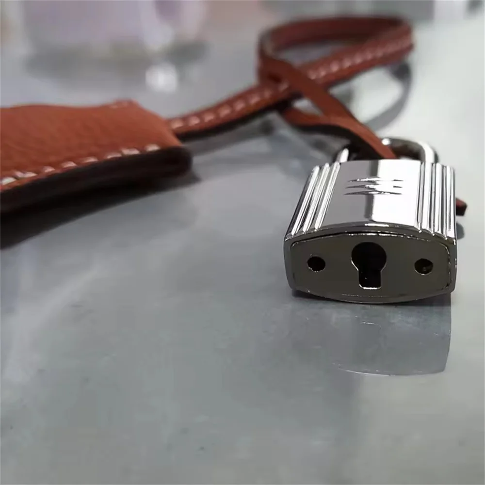 معدن صغير حقيبة أمتعة صغيرة أقفال قفل للدرج الخياطة حقيبة يد قلادة حقيبة جلدية حلية اكسسوارات السيارات المفاتيح #2