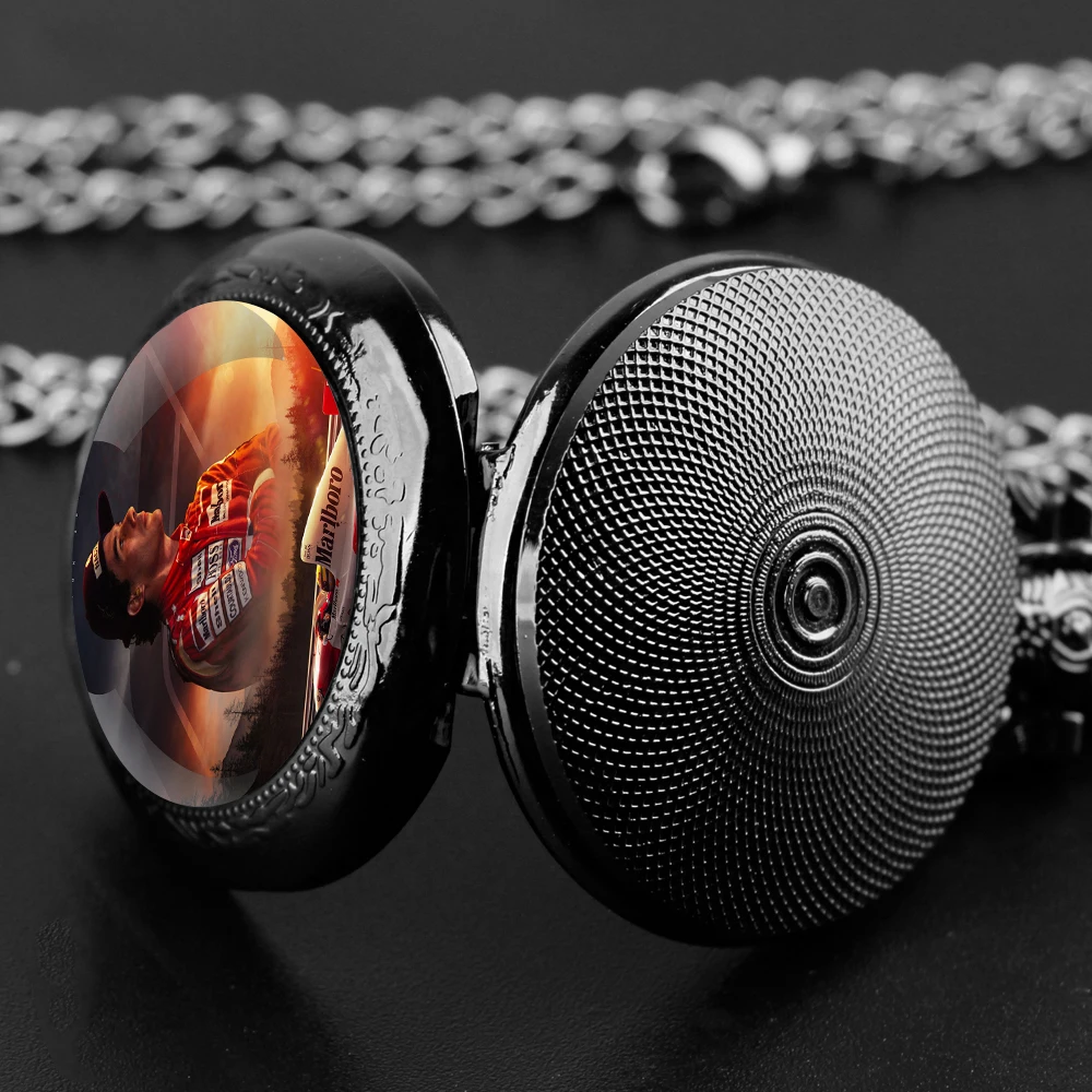 Fabled Racer Collar con colgante de cúpula de cristal inspirado en película artesanal Regalo de joyería neutra de género