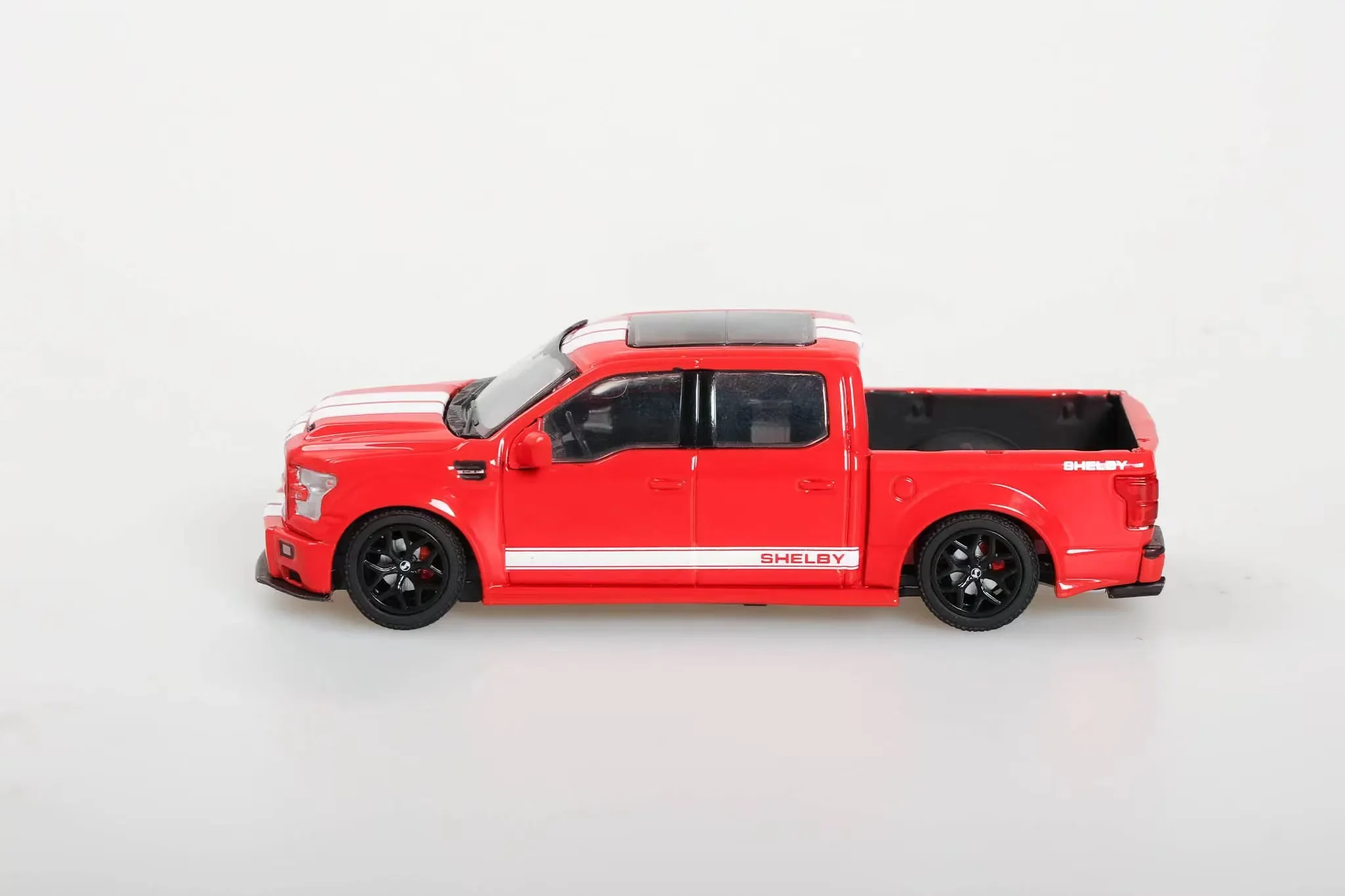 Funny Model 1:64 Shelby F150 red Black SIlver limited499 Model Car