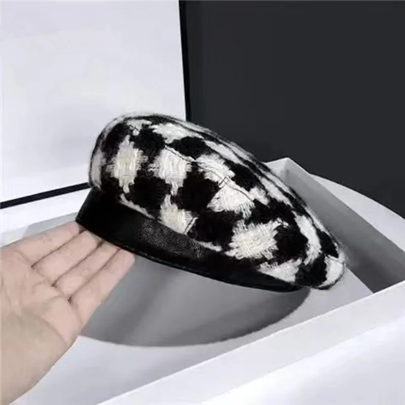 Grid Beret Hat Fashion Winter Autumn For Woman Retro Berets Girl Plaid Painter Hat Adjustable leisure berets hat