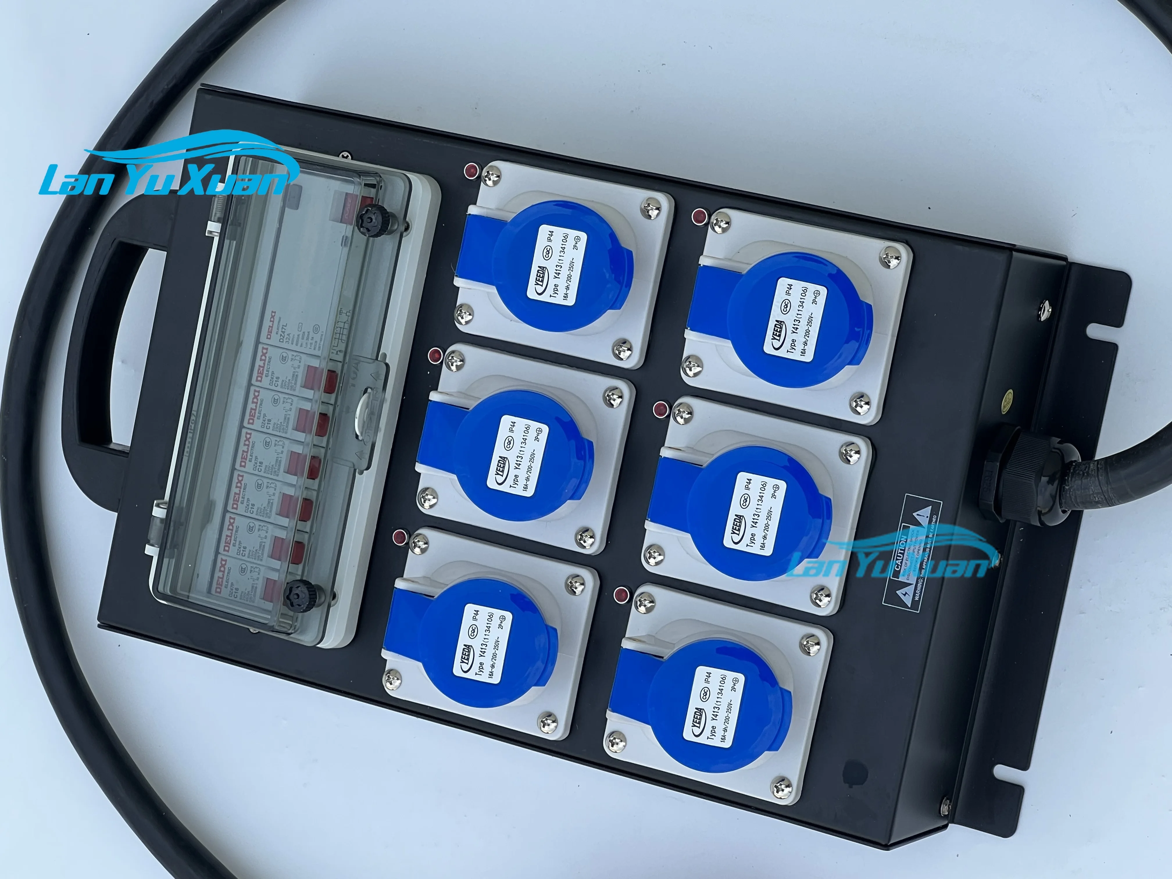 

2026 Professional 32A CEE 5P Input 16A Output Power Distribution Box 6*16A With RCD Breaker