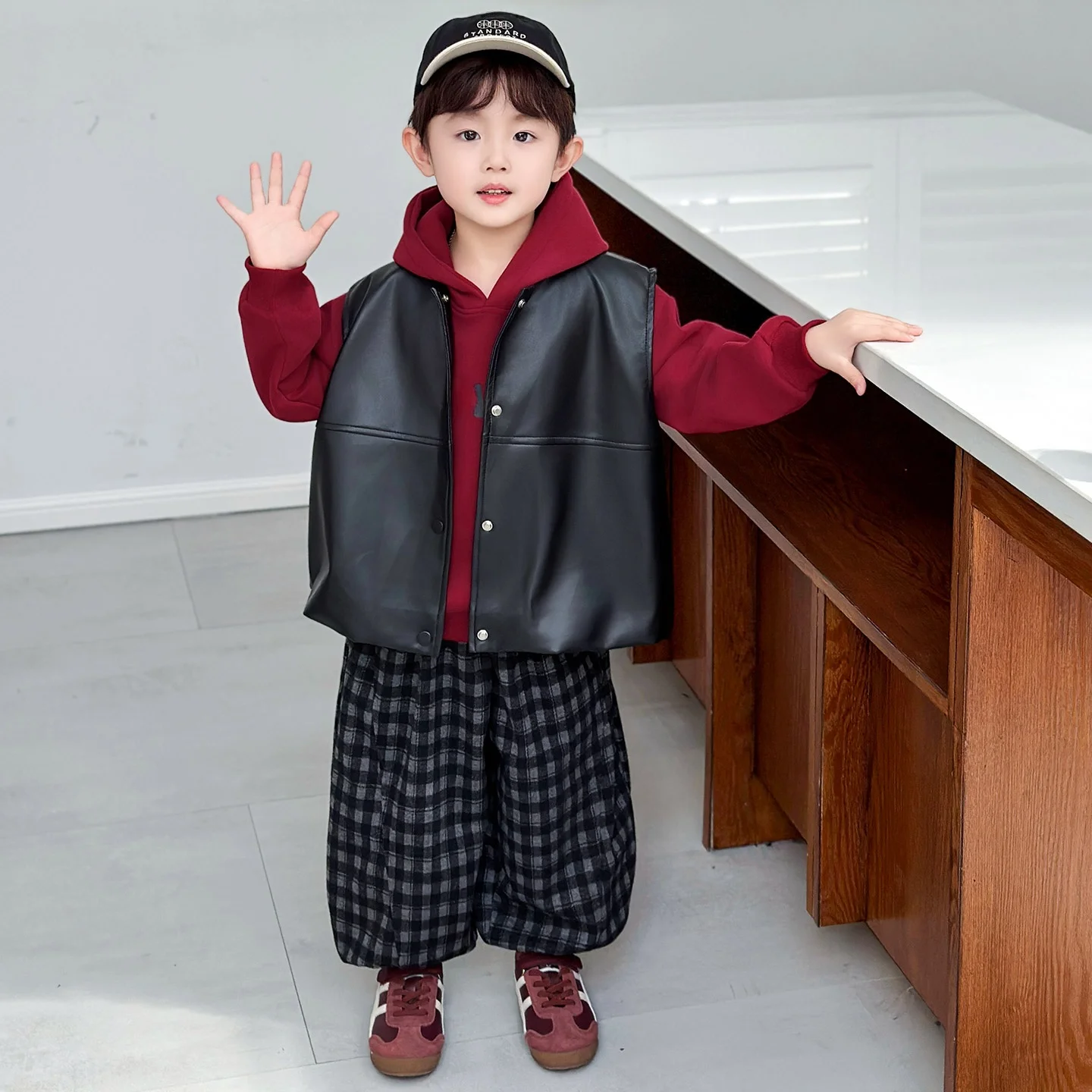 

Faionable Plaid Pants Hoodie Set for Boys Spring Autumn Tee-piece Set Cool And Haome Korean Sle Casual Sportswear