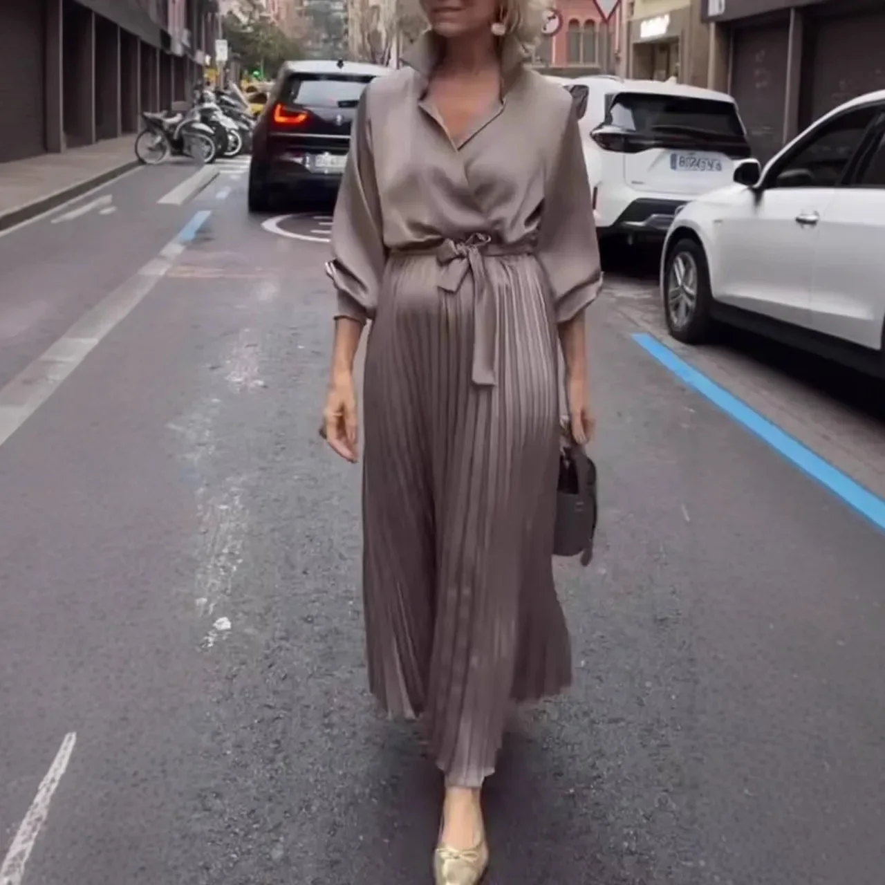 Büro Lace Up Plissee Langes Kleid Frauen Fashion Solid Laterne Hülse Kleider für Frauen 2025, Frühling Casual Maxi Hemd Kleid