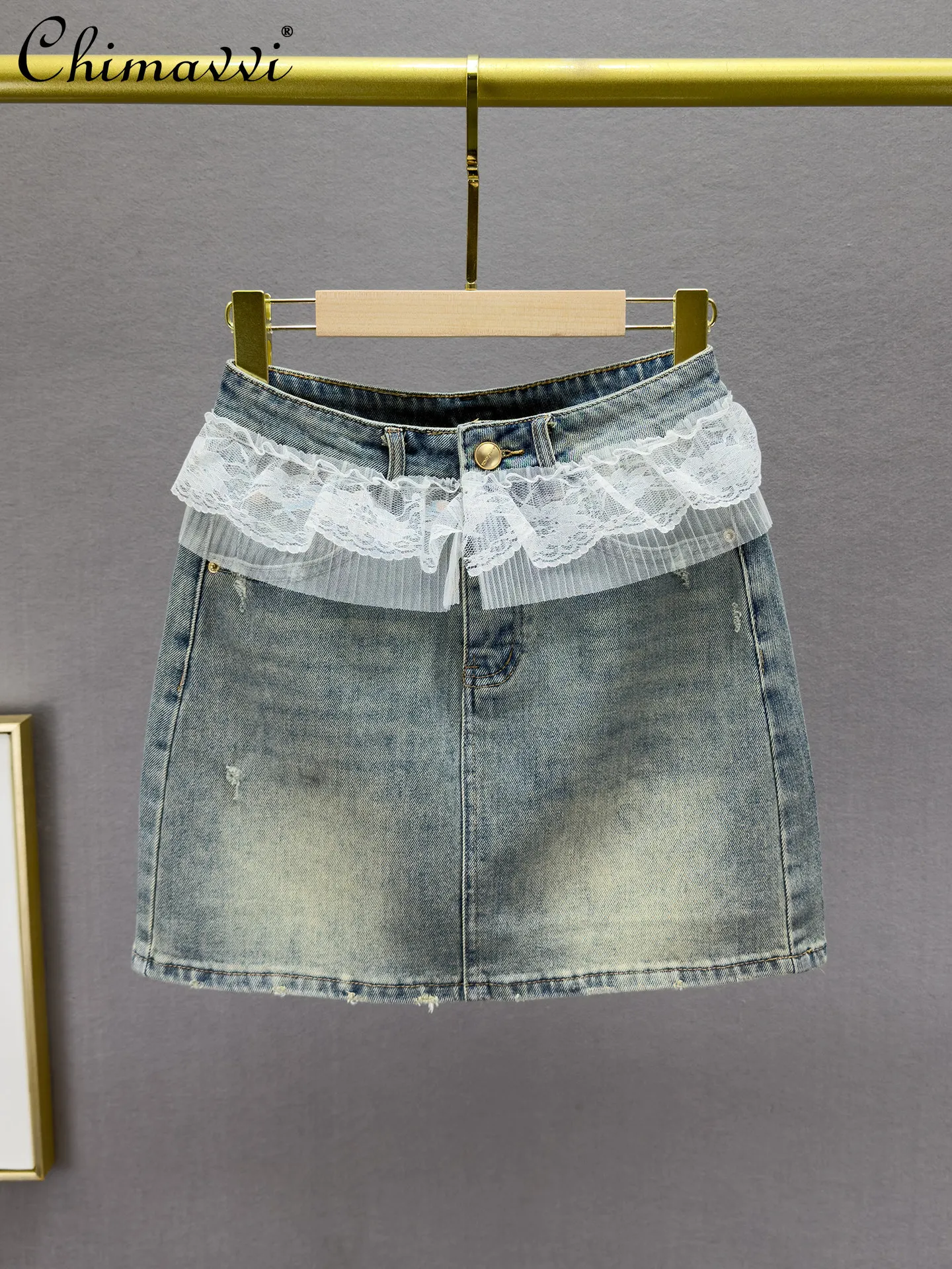 High-end Fashion Lace Patchwork Denim Short Skirt Women's 2026 Summer New Elegant High-waisted Slim-fit Retro Bodycon Skirt