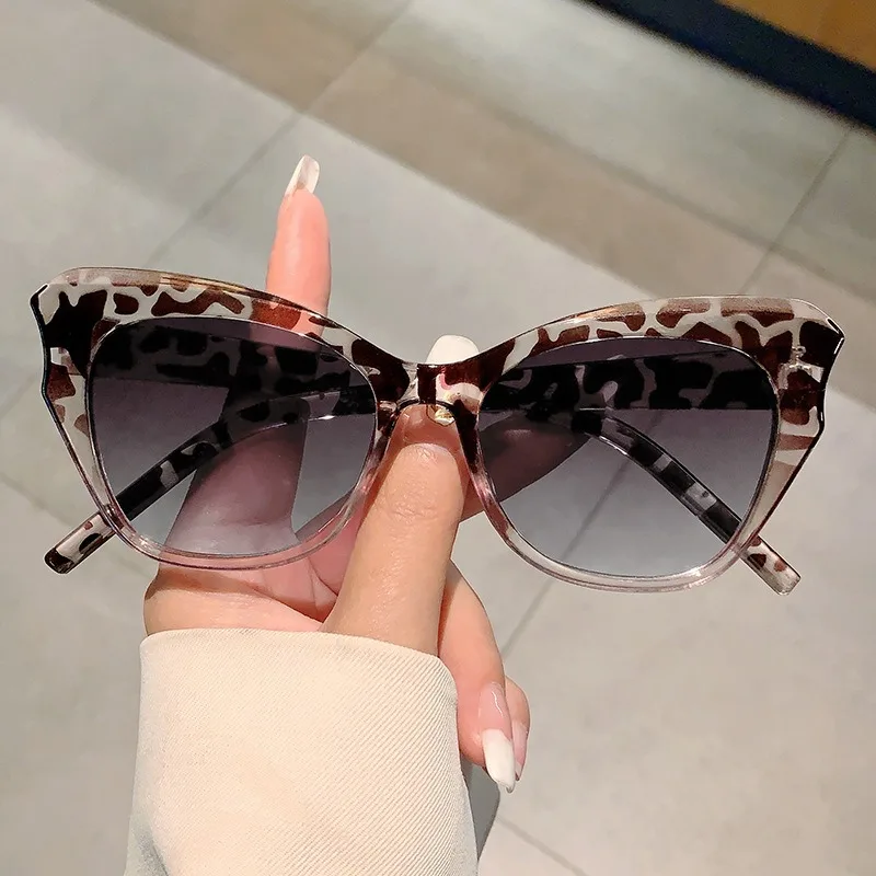 Cat Eye Vintage Sunglasses Women Brand Designer Fashion Gradient Sun Glasses Female Irregular Candy Colors Oculos De Sol image 2