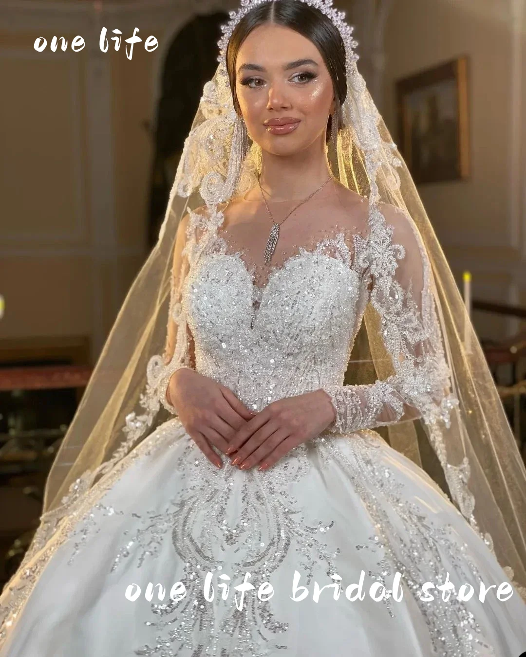 

Свадебное платье класса люкс 2026 года на заказ: бальное платье с вырезом «сердечко», длинными рукавами, аппликациями из кружева, со шлейфом, Vestido De Novia