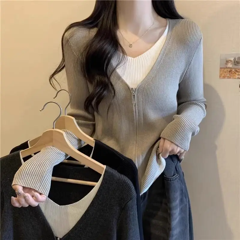 Spring Autumn Fashion V-neck Long Sleeve Fake Two Pieces Cardigan Women\'s Clothing Youth Knitting Simplicity Chic Korean Tops