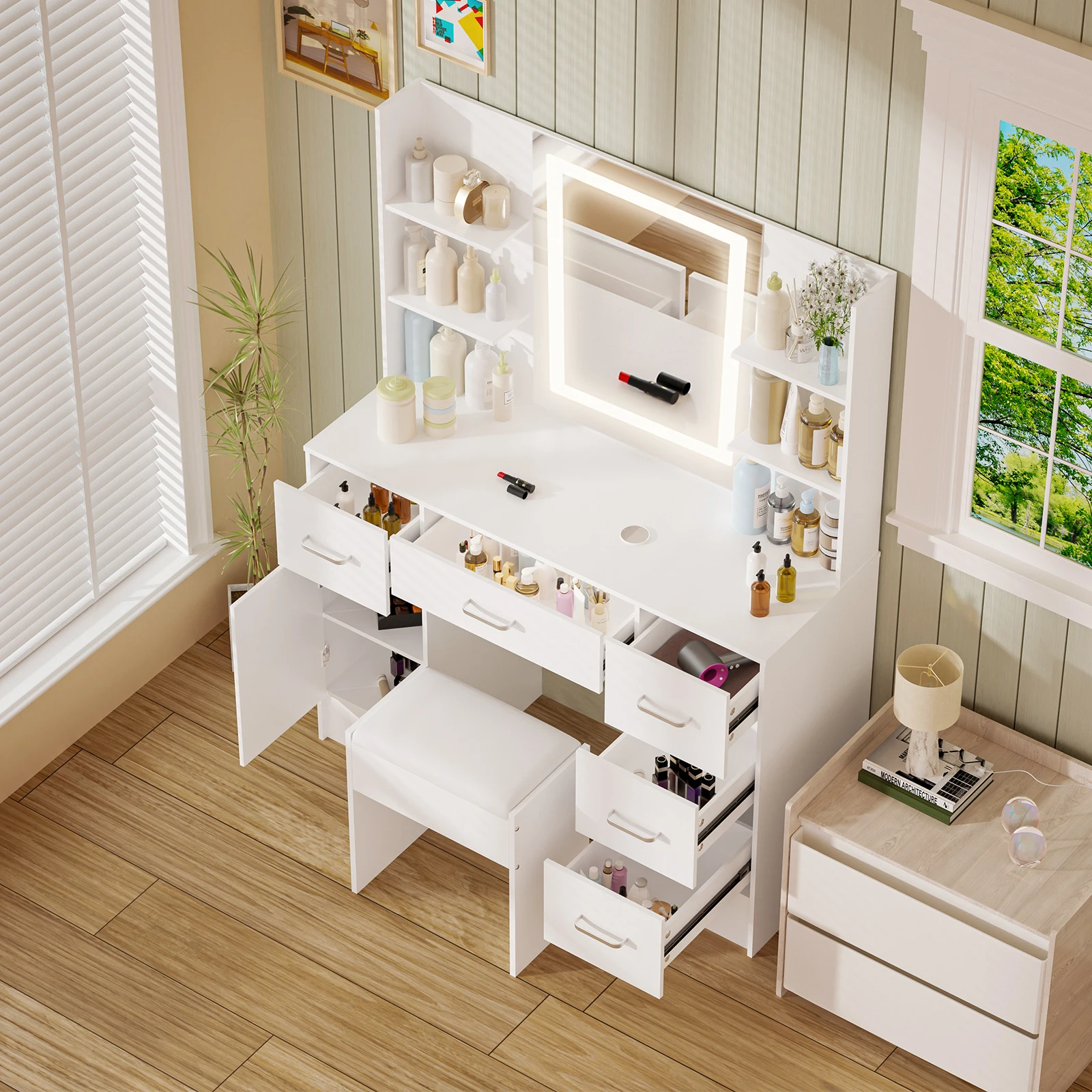 Sophisticated Woode…