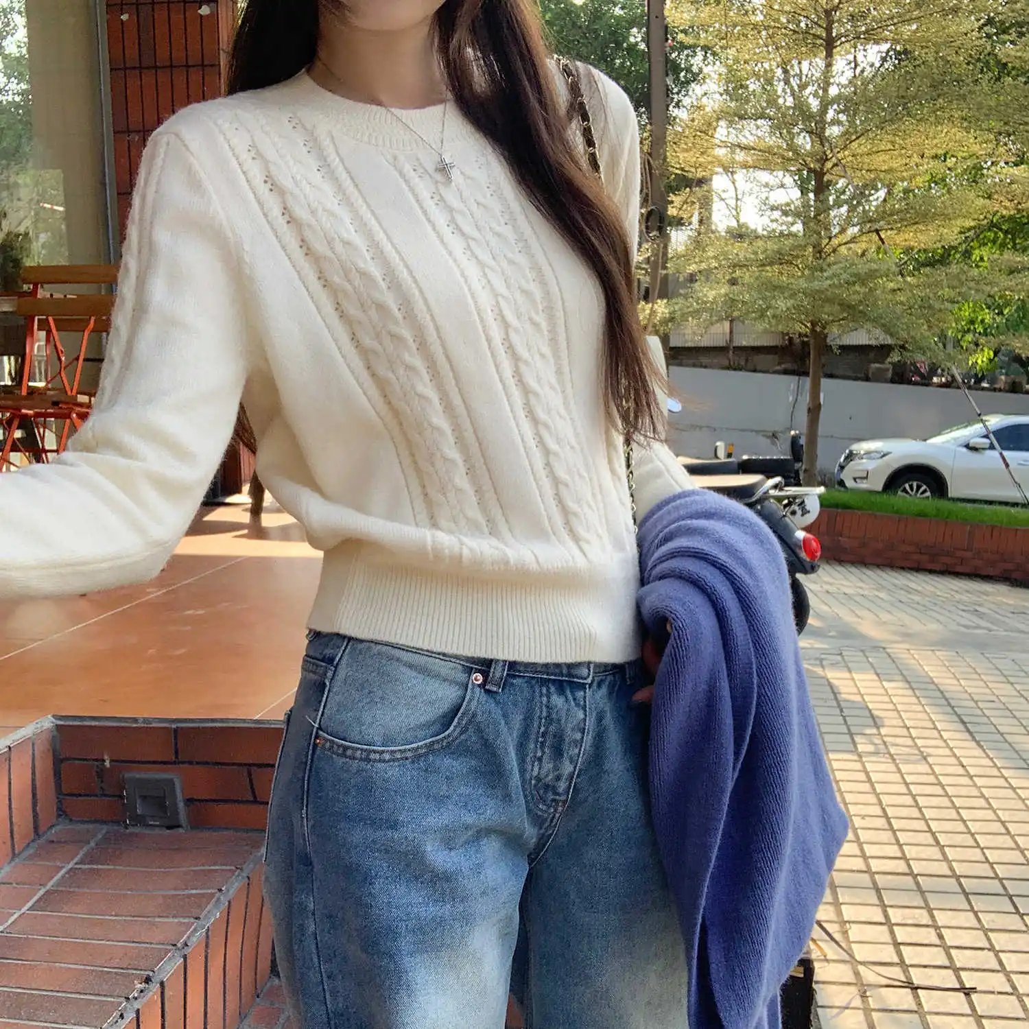 

Women's Round Neck Long Sleeve Knitted Sweater Base Layer Inner Wear Top Autumn Winter Fashionable Single Wear Beautiful Shirt