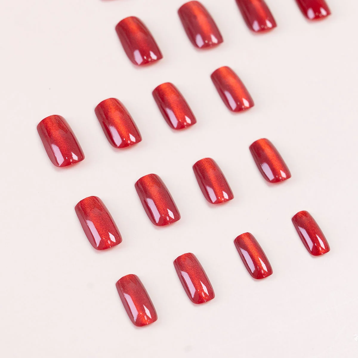 24 pçs curto quadrado roxo/vermelho/rosa brilhante olho de gato imprensa em unhas oceano azul prata olho de gato unhas falsas translúcido fasle prego