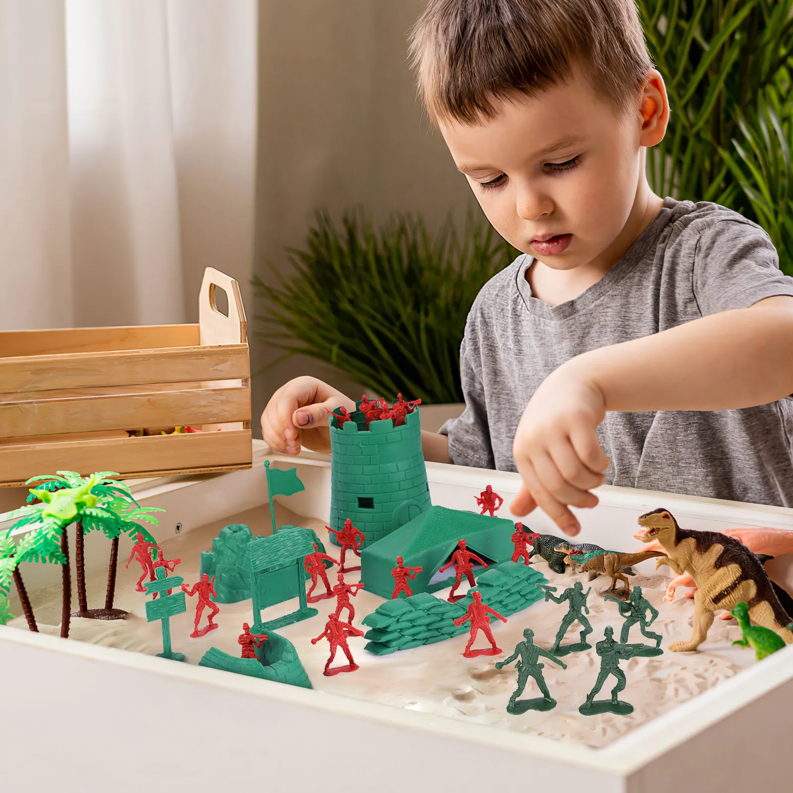 

200Pcs Mini Soldier Set Plastic Military Sand Table Playset for Kids Imaginative Pretend Play Party Favor