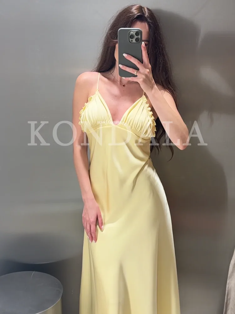 KONDALA Damen Urlaub Party Satin-Kleid Elegantes Süßes Gelbes Schmales Trägerkleid Langes Kleid 2026 Frühling Sommer Trendiges Romantisches Kleid