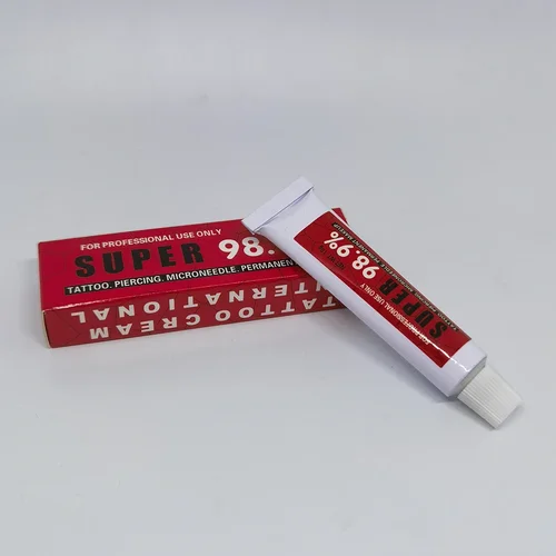 Imagen 2 del producto Nuevo Crema de tatuaje roja Super 98,9% 10g antes del maquillaje permanente Microblading cejas labios crema auxiliar