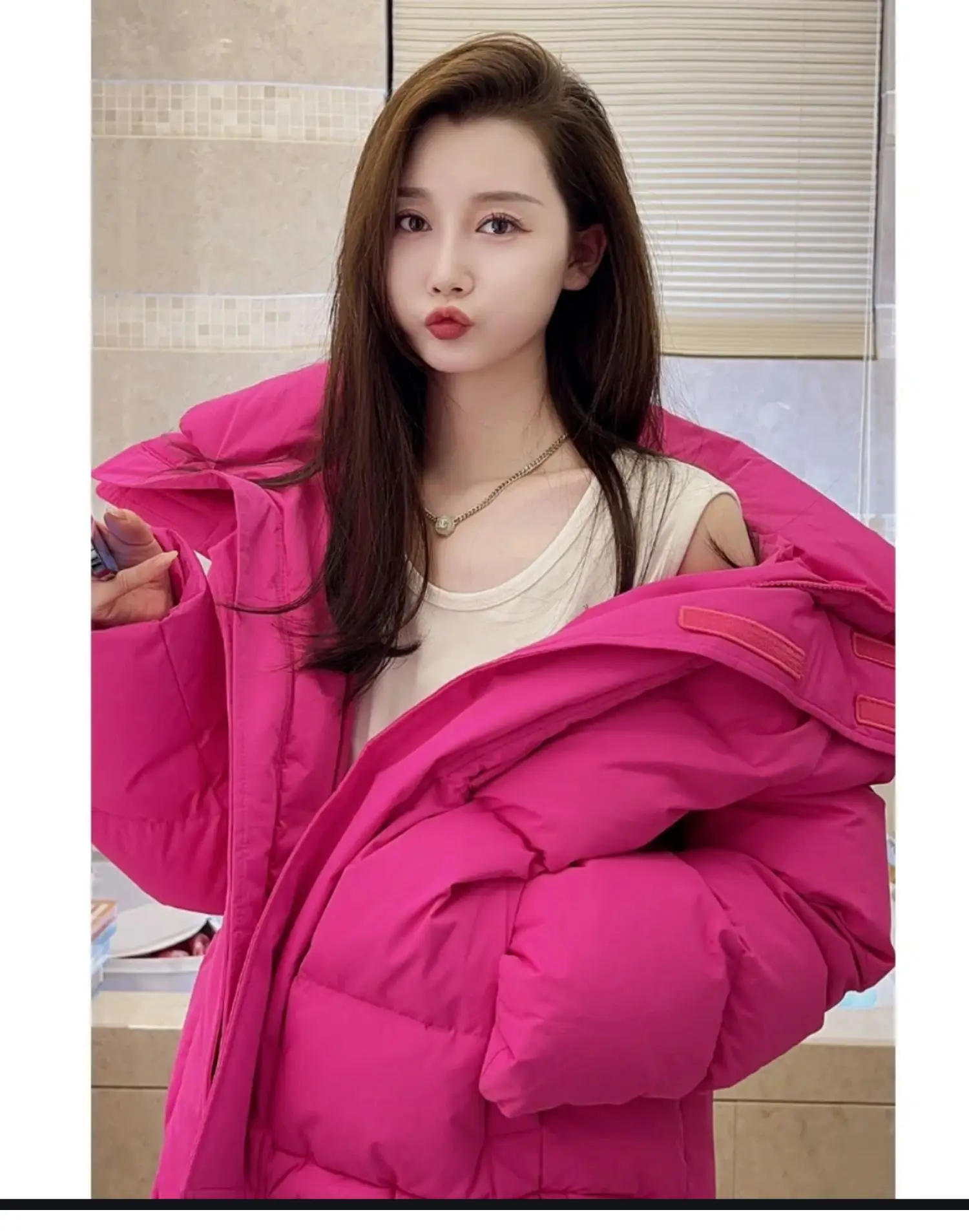 

Down jacket Female new Loose fitting Thickening Dragon fruit color fashion winter Long coat White duck down