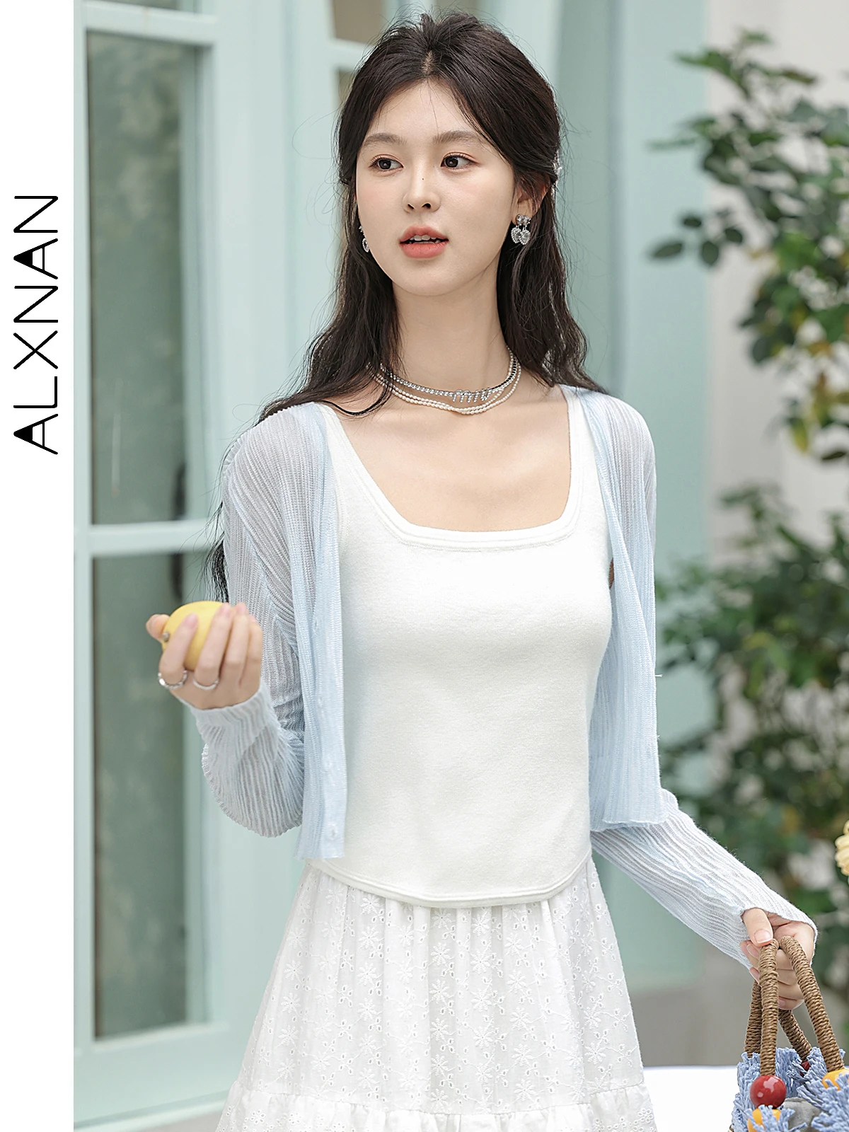 

ALXNAN Women's Thin Cardigan 2025 Autumn New Fashion Elegant Knitwear Light Blue Casual Loose-fit Long Sleeve Tops Female L35388