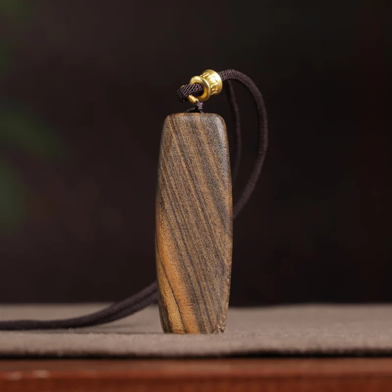 Agarwood inlaid with sandalwood, South Sea Guanyin and Mahavairocana Buddha pendant, decorative piece, hand-held ornament, acces