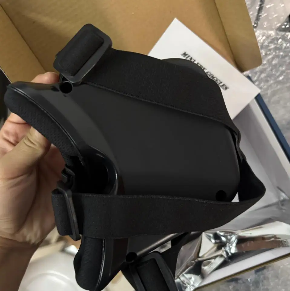 

VR009 5.8G 40CH Dual Antennas FPV Goggles Monitor Video Glasses Headset HD 5.8G transmitter Built-in Battery for RC FPV Drone