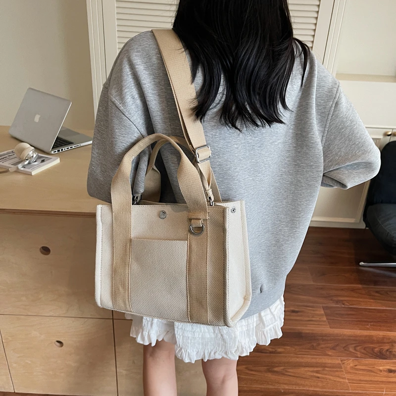 

Women Leather Luxury Classic Designer Fashion Tote Bag Elegant Shoulder Crossbody Handbag For Trendy Daily Wear