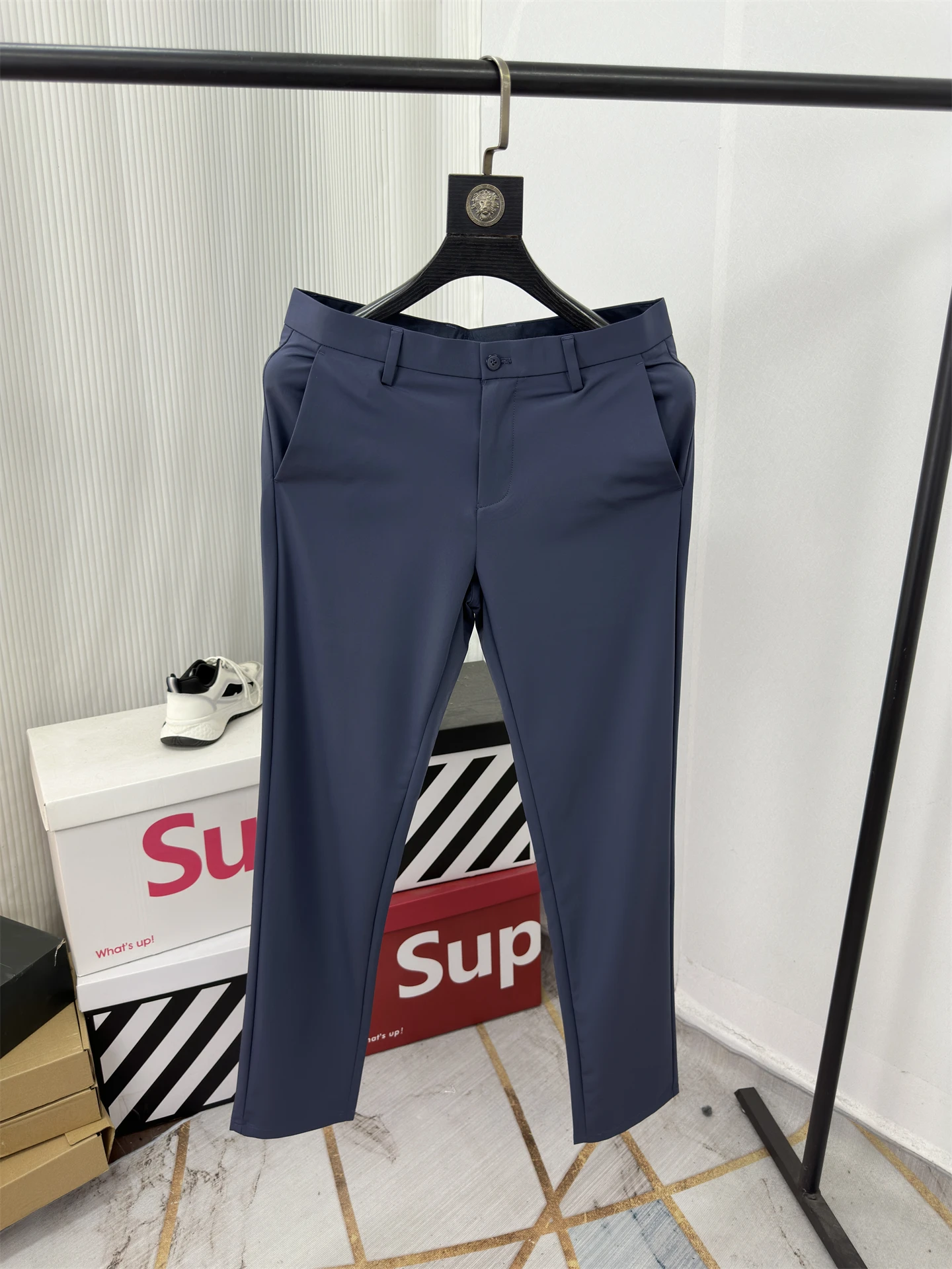 

Легкие дышащие модные мужские повседневные брюки прямого кроя, весенние брюки для поездок на работу, простой дизайн, деловой стиль