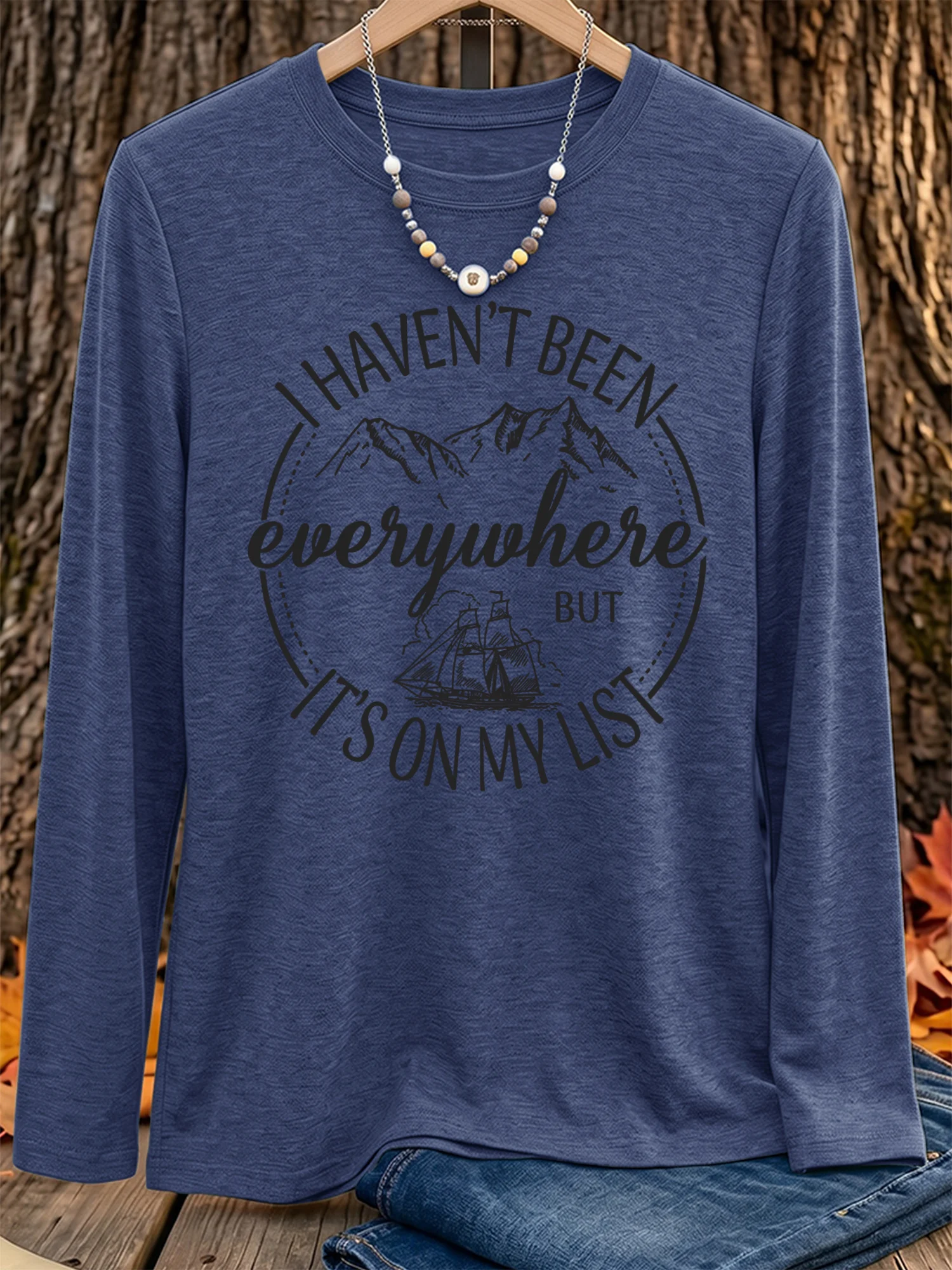Outdoor Adventure Vacations - レディース リラックスフィット ラウンドネック長袖Tシャツ、ソフトなトラベルアドベンチャーグラフィックトップ、カジュアル通勤、休暇、アウトドア、日常着、ギフト、国内配送に最適