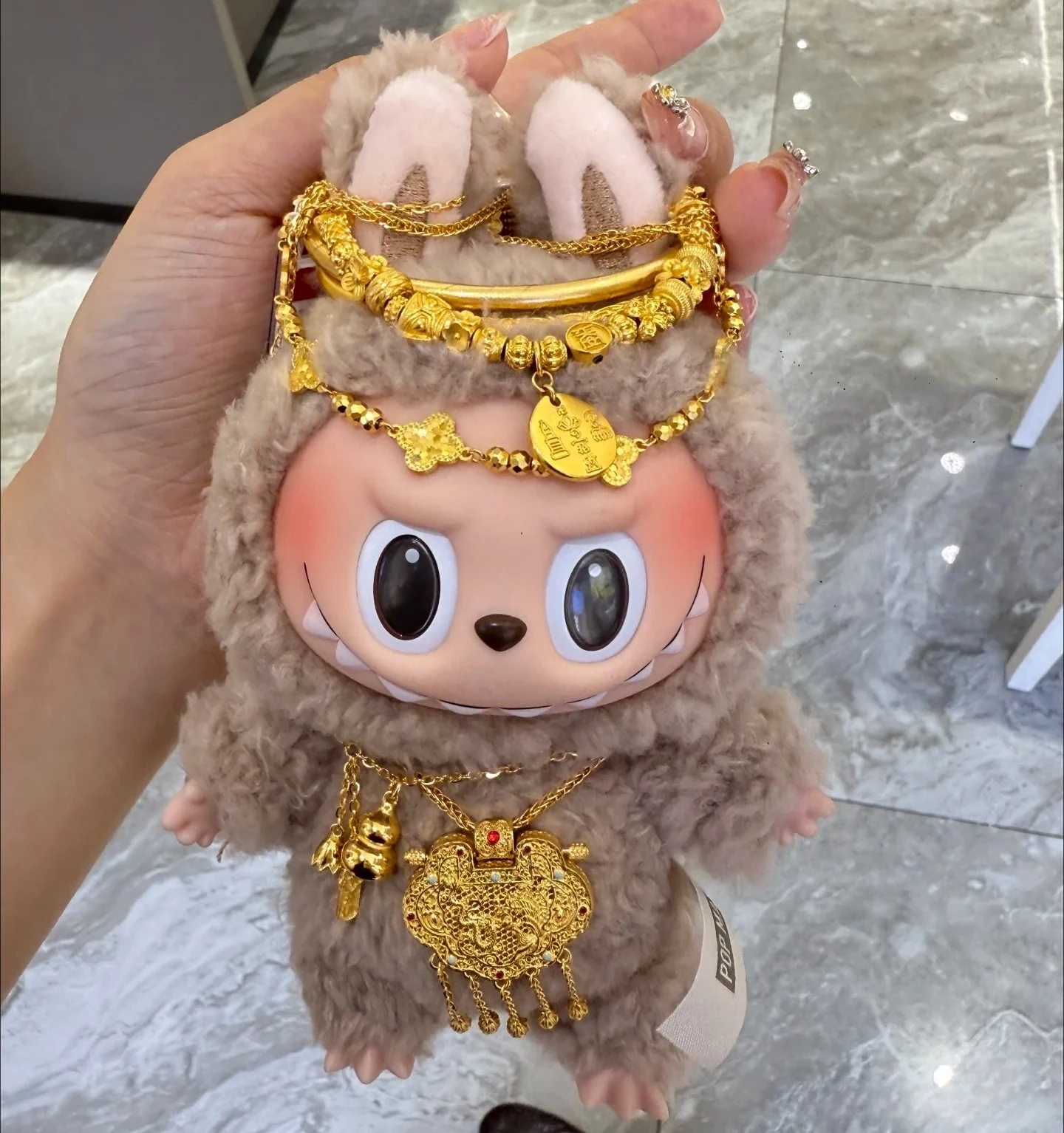 

2025 MINISO V3 The Monsters Big Into Energy Series Виниловый кулон Слепая коробка Kawaii Рисунок Лицо Кукла Брелок Декор Подарок