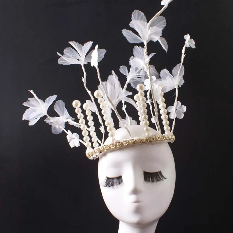 

Headgear beige women's three-dimensional round pearl flower splicing fashion crown suitable photography decoration photo stage