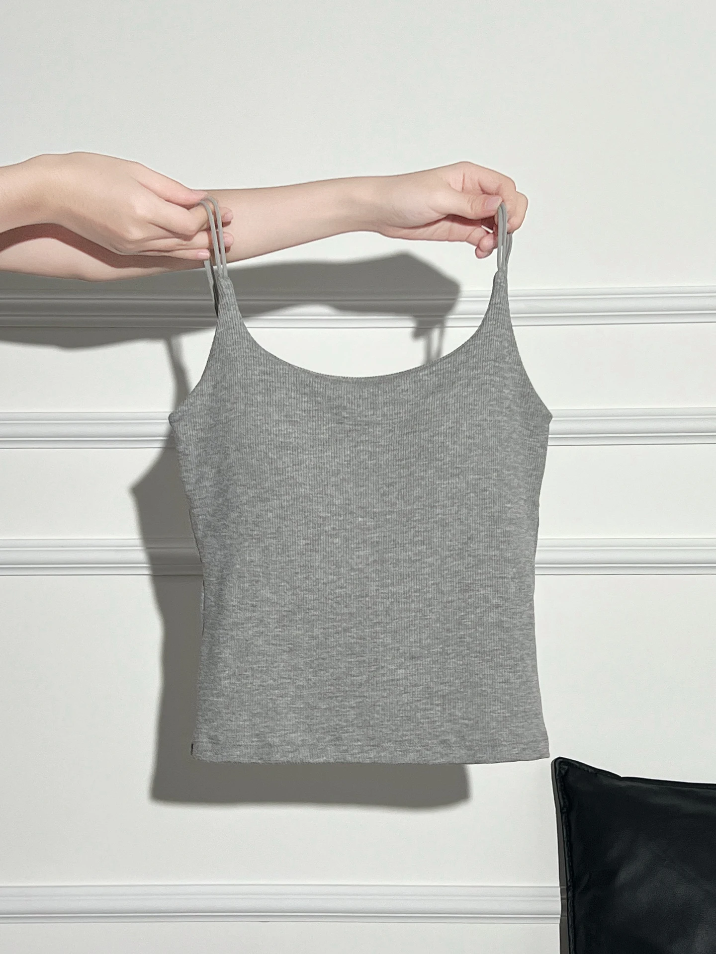 라 샤펠 화이트 브라 내장형 패드 원피스 베스트 스트랩 여성용 2025 가을 베이스 레이어 아름다운 이너웨어 탑