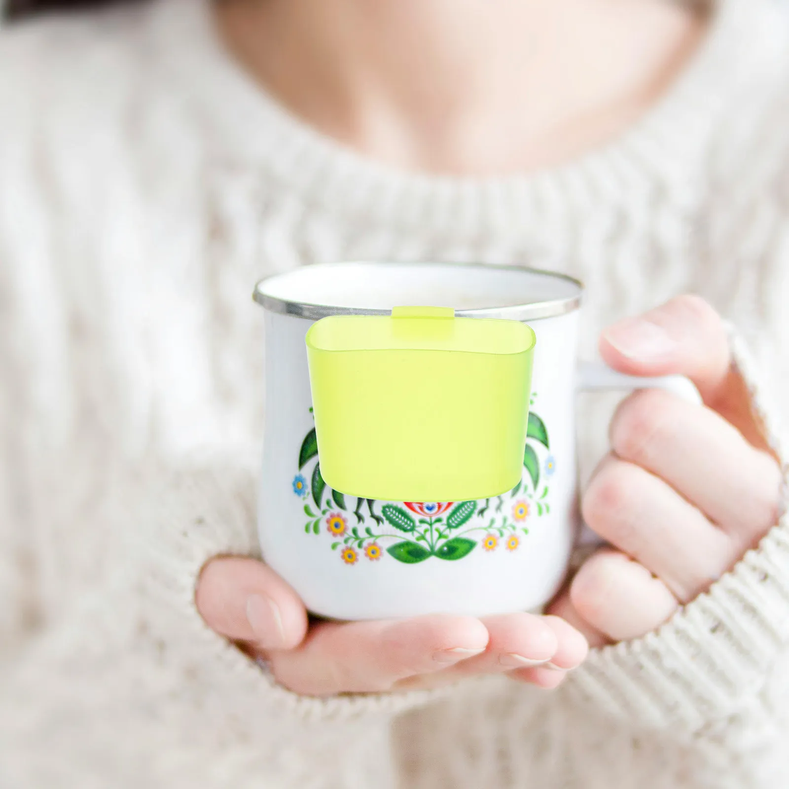 4Pcs Tea Bag Holder Hanging on Teacup Side Space Saving Clip for Tea Bags Cookies Biscuit Organizer Cookies Holder for Cup