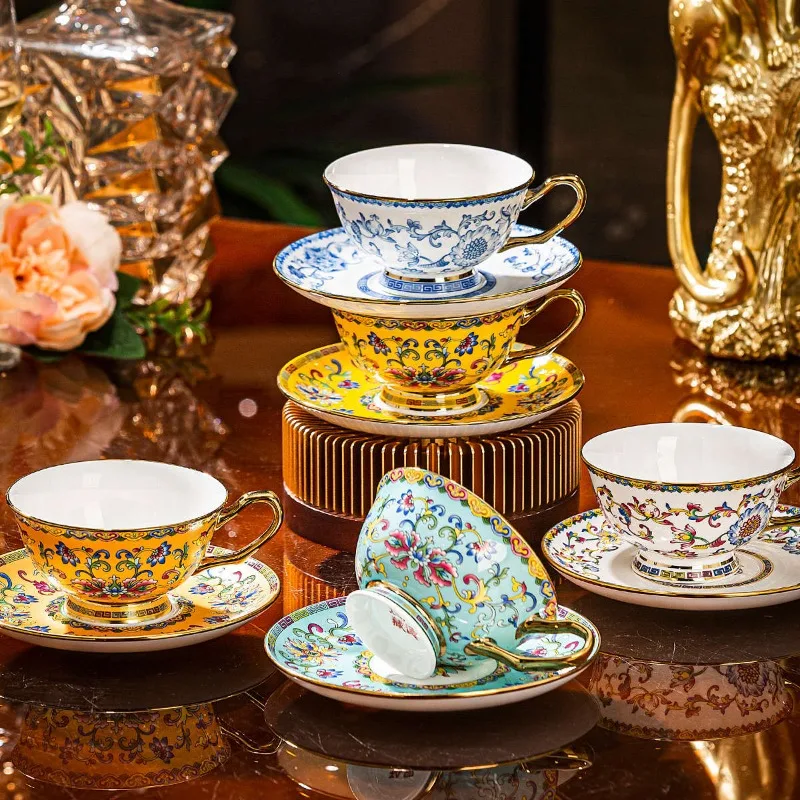 

Набор кофейных чашек сине-белого цвета, европейская керамика, высококачественная изысканная эмаль, чашки для послеобеденного чая из Цзиндэчжэня, легкая роскошь, элитный подарок