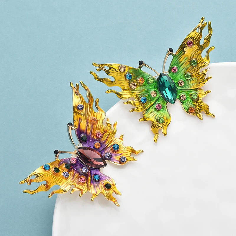 Wuli & baby Nieuwe Ontwerp Vlinder Broches Voor Vrouwen Unisex 2-kleur Strass Emaille Insecten Office Party Broche Pins geschenken