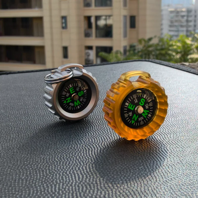 2pieces‌/Keyword-Optimized Version Outdoor Survival Compass Necklace- Multifunctional Hiking Climbing Pendant with Scale