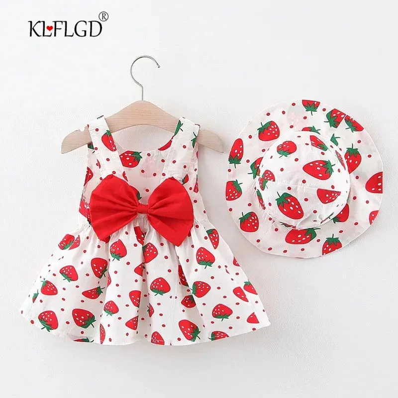فستان صيفي للأطفال بعمر 0-3 سنوات فستان صيفي للأطفال بنقطة صغيرة وعاء الفراولة بفيونكة يومية فستان ترفيهي غير رسمي قطعتين