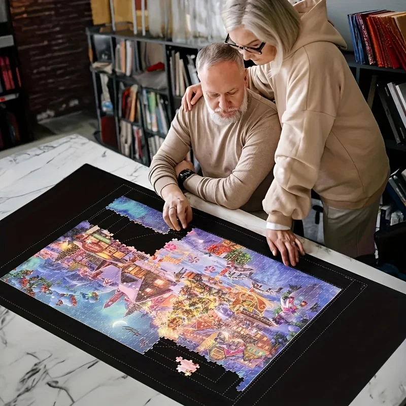 مجموعة سجادة ألغاز مكونة من قطعة واحدة لـ 1500 قطعة - حصيرة قطع يدوية متينة محمولة مع حقيبة قابلة للنفخ و3 أشرطة، منظم DIY للمنزل/الخارج