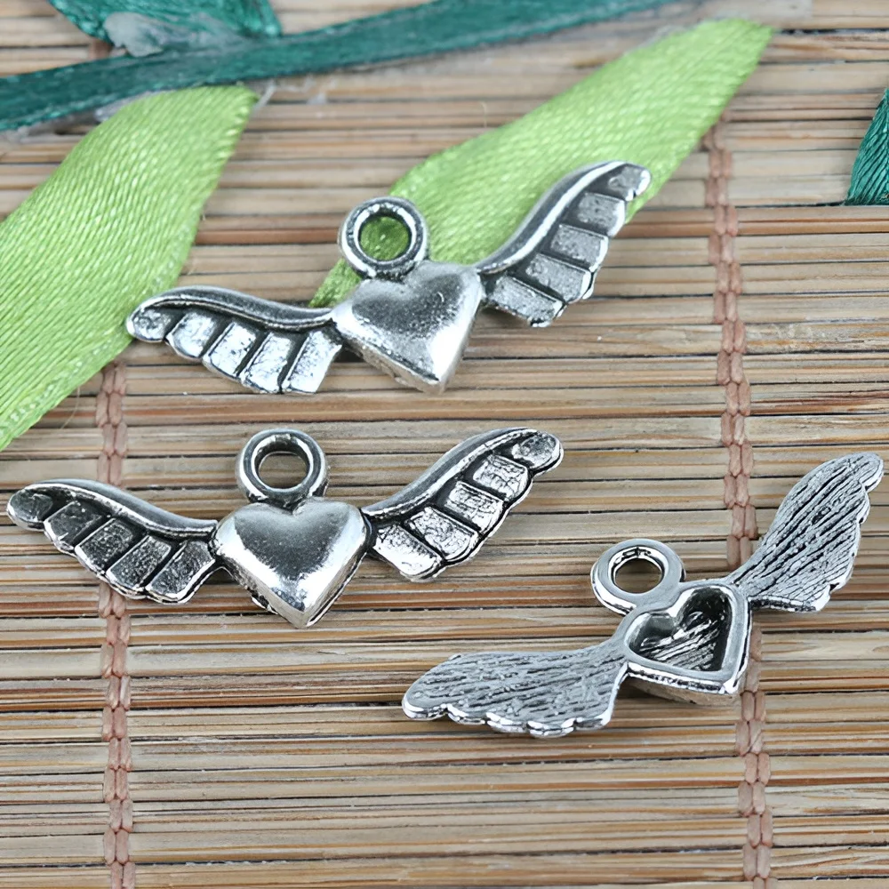 30pcs 11*27mm heart with wings charms Pendant EF0220