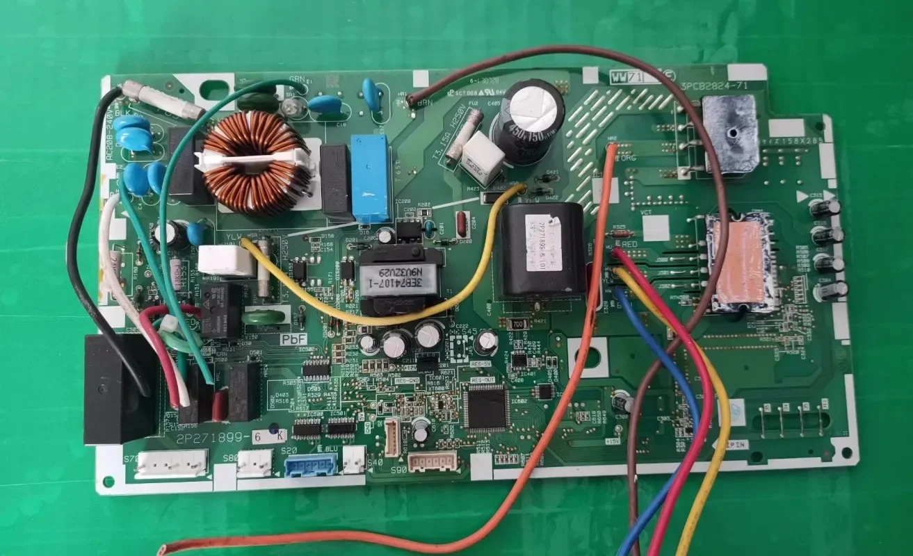 

Основная плата кондиционера Dajin 2P 271899 -1 Основная плата управления 3PCB2824-71 RXM335NC